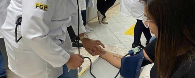 Curso de Enfermagem foca dia a dia da profissão