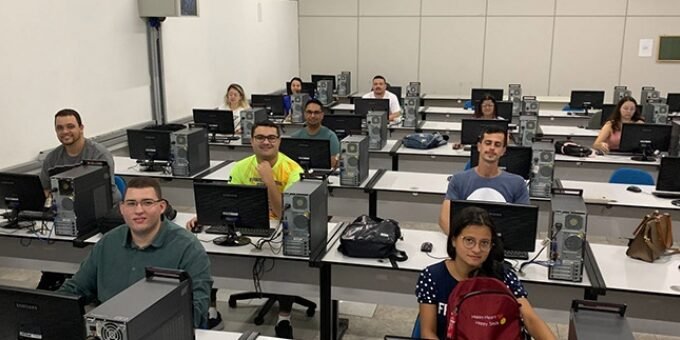 Começam as aulas do Projeto WNN + Skills