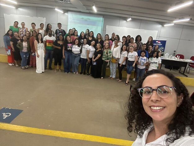 Alunos participam de palestras na Semana da Enfermagem