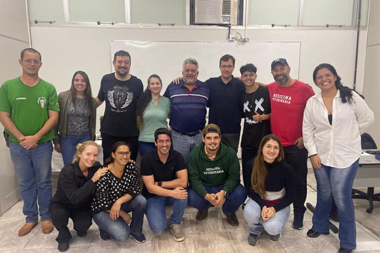 Aula da Saudade marca fim de etapa para alunos de Veterinária