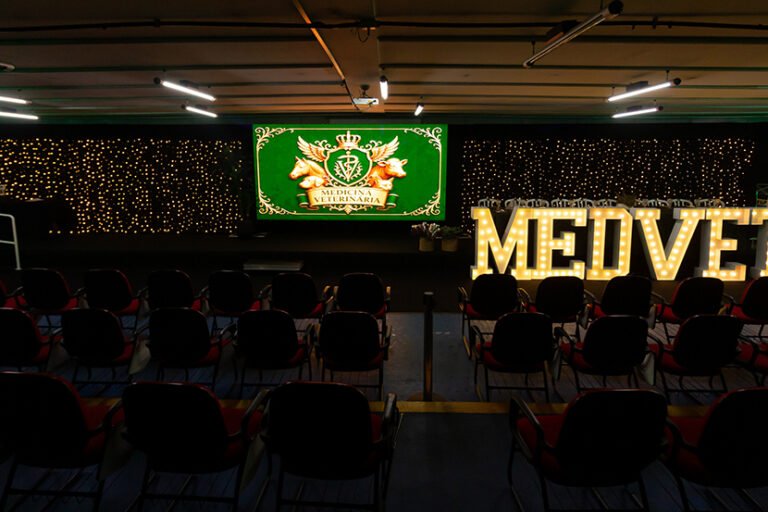 V Semana de Medicina Veterinária (SEVEPE) FGP